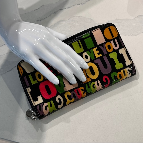 Lulu Guinness Zip-Around Bi-Fold Wallet - Picture 2 of 10